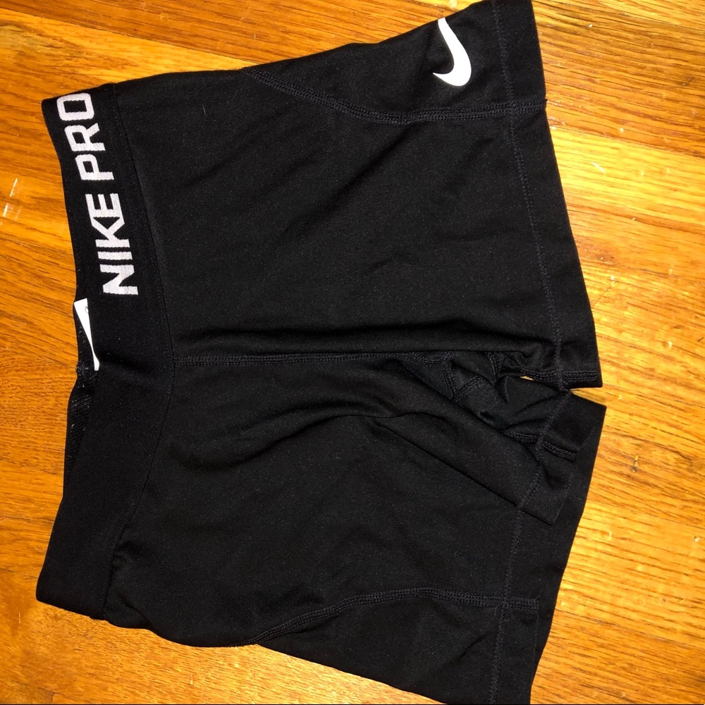 black nike pros